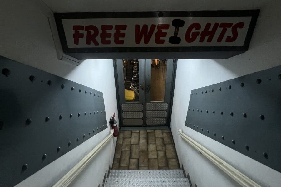 Free weights basement