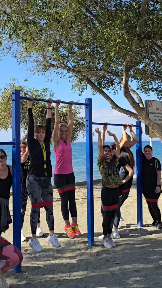 Η Πρωινή Ομάδα του ANAPLASIS GYM επετασε και σήμερα!
Αλίμονο σε αυτούς που δεν ξέρουν τι χάνουνε.....
#outdoorworkout #burningcalories🔥🔥 #buttlegsabs #anaplasisgym #liftyourspirit #est1994✌️